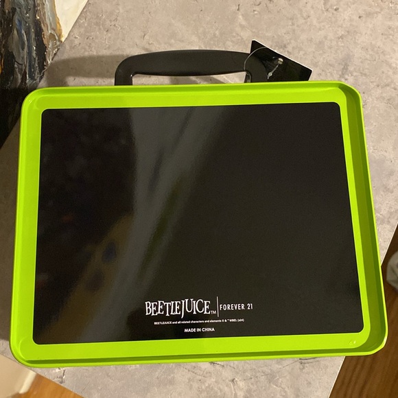 Forever21 x Beetlejuice Lunch Box - Picture 3 of 5